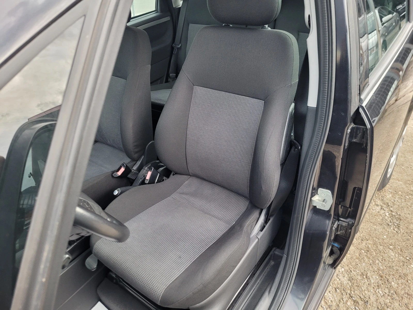 Opel Meriva 1.7 CDTI | Mobile.bg — изображение 14