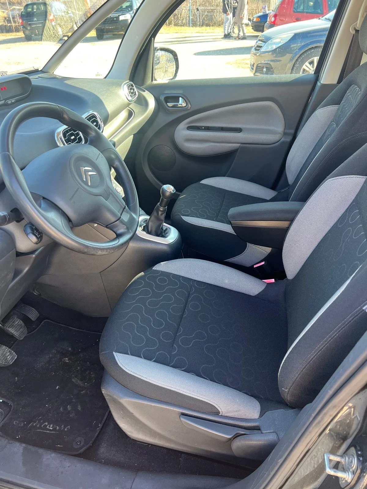 Citroen C3 Picasso 1.4i klima - изображение 8