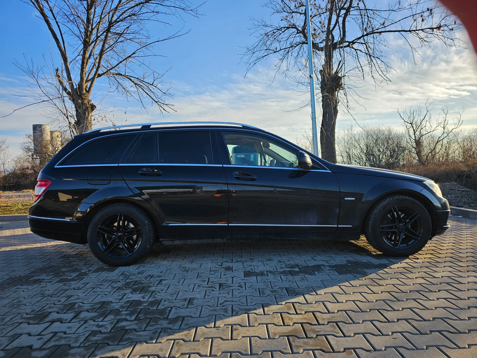 Mercedes-Benz C 200  - изображение 3