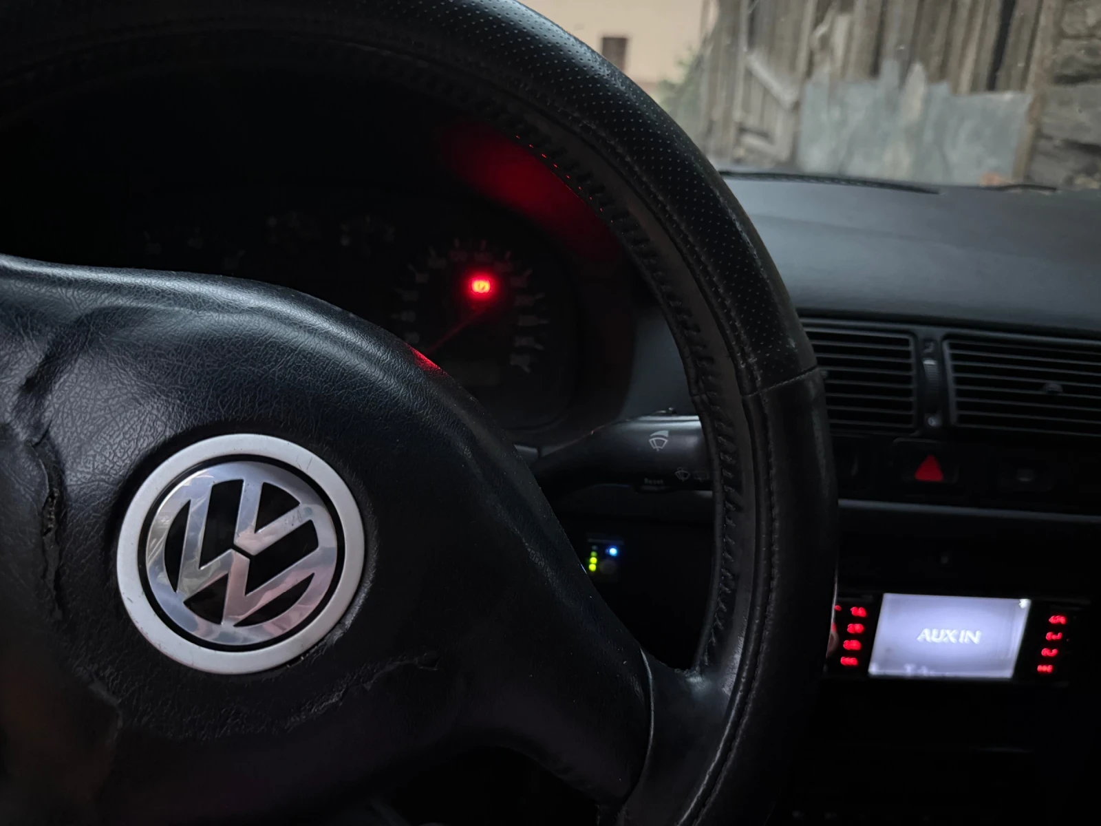 VW Golf 1.6 - изображение 7