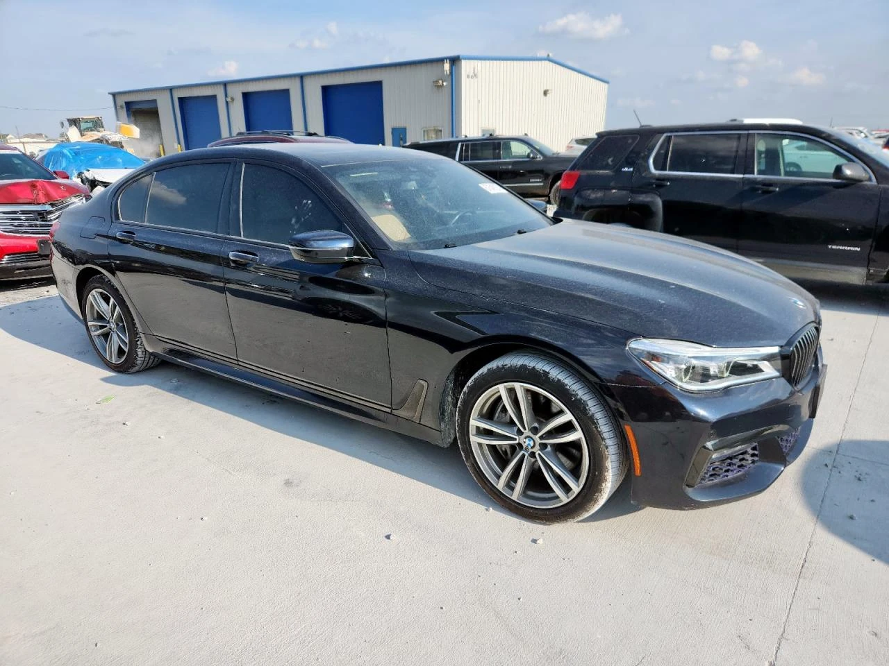 BMW 750 M* SPORT* ДИГИТАЛНО* ТАБЛО* ПОДГРЕВ* КАМЕРА* КЕЙЛЕ - изображение 3