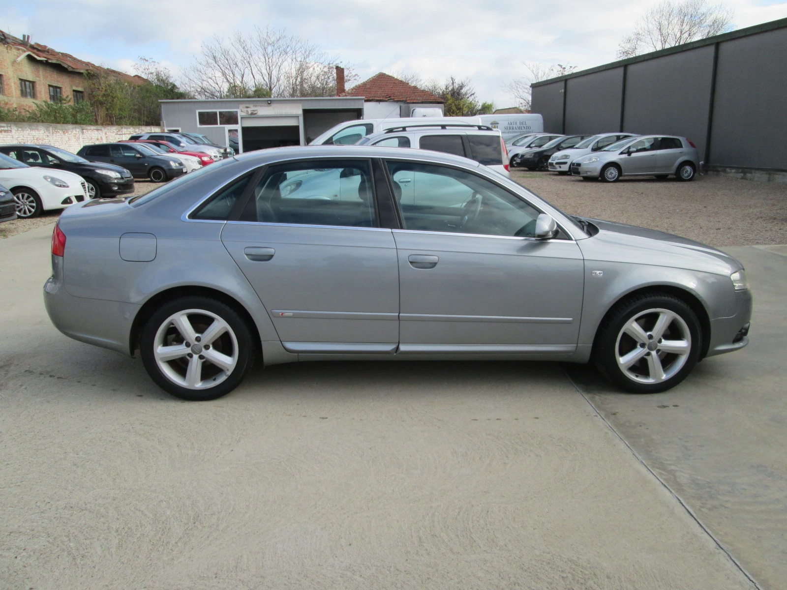 Audi A4 2.0TDI-S LINE-Сервизна история  - изображение 3