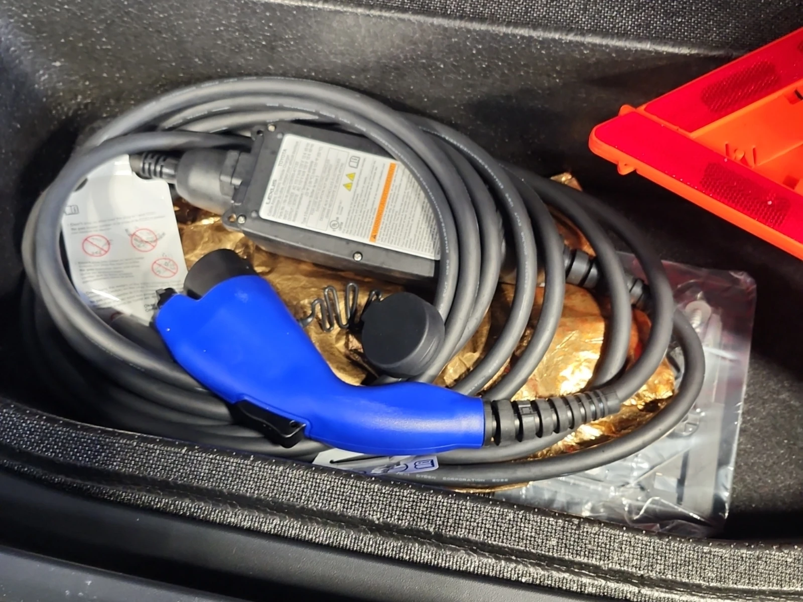 Toyota bZ4X XLE AWD | Mobile.bg � ����������� 17