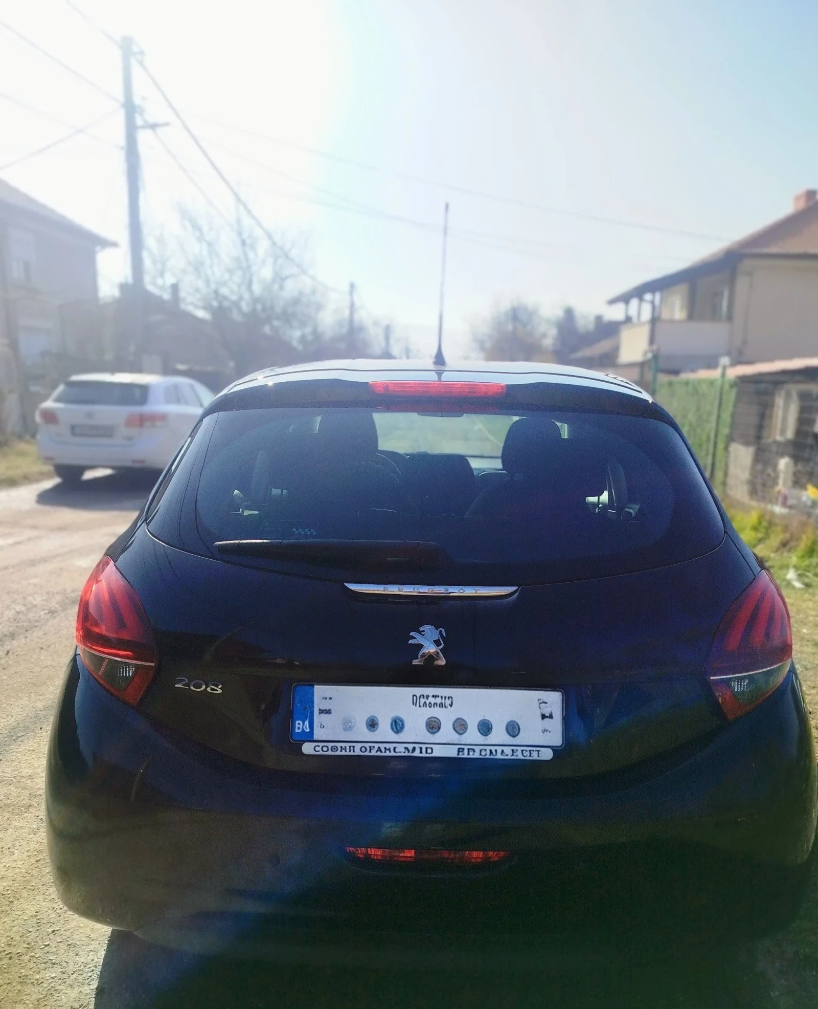 Peugeot 208 * FACE LIFT* VTI* БЕЗ АНАЛОГ* РЕГИСТИРАН* 1-ВИ* , снимка 2 - Автомобили и джипове - 53866164