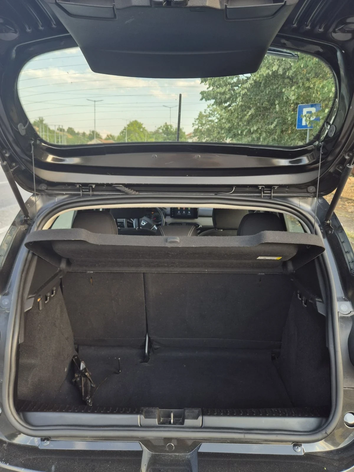 Dacia Sandero 1.0 бензин/газ, снимка 8 - Автомобили и джипове - 54085798