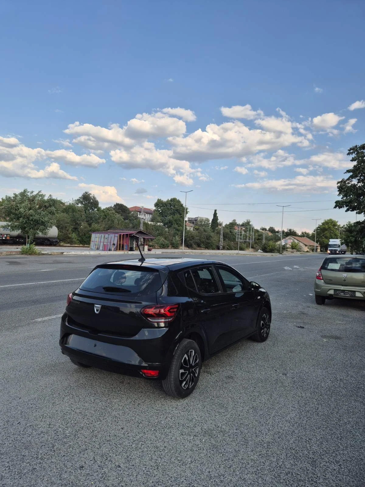 Dacia Sandero 1.0 бензин/газ, снимка 5 - Автомобили и джипове - 54085798