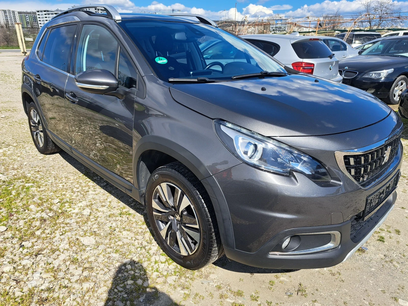 Peugeot 2008 Бензин 110 к. , снимка 7 - Автомобили и джипове - 54181759