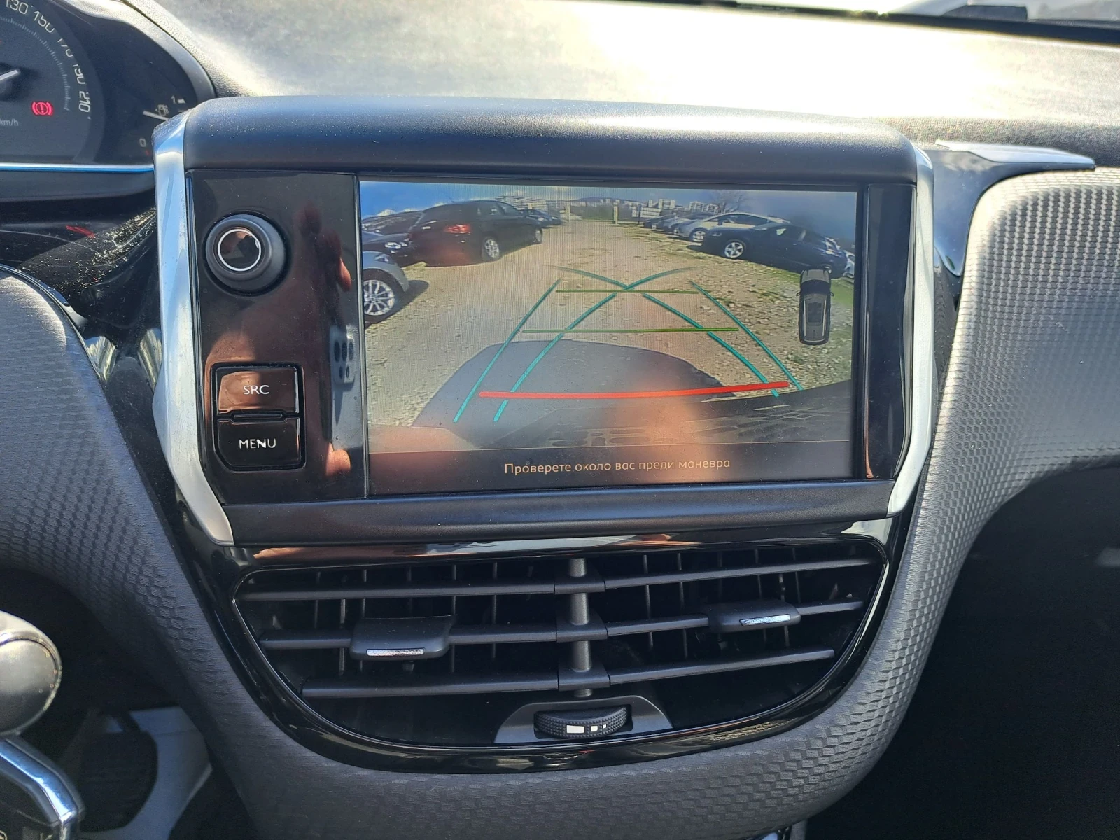 Peugeot 2008 Бензин 110 к. , снимка 14 - Автомобили и джипове - 54181759