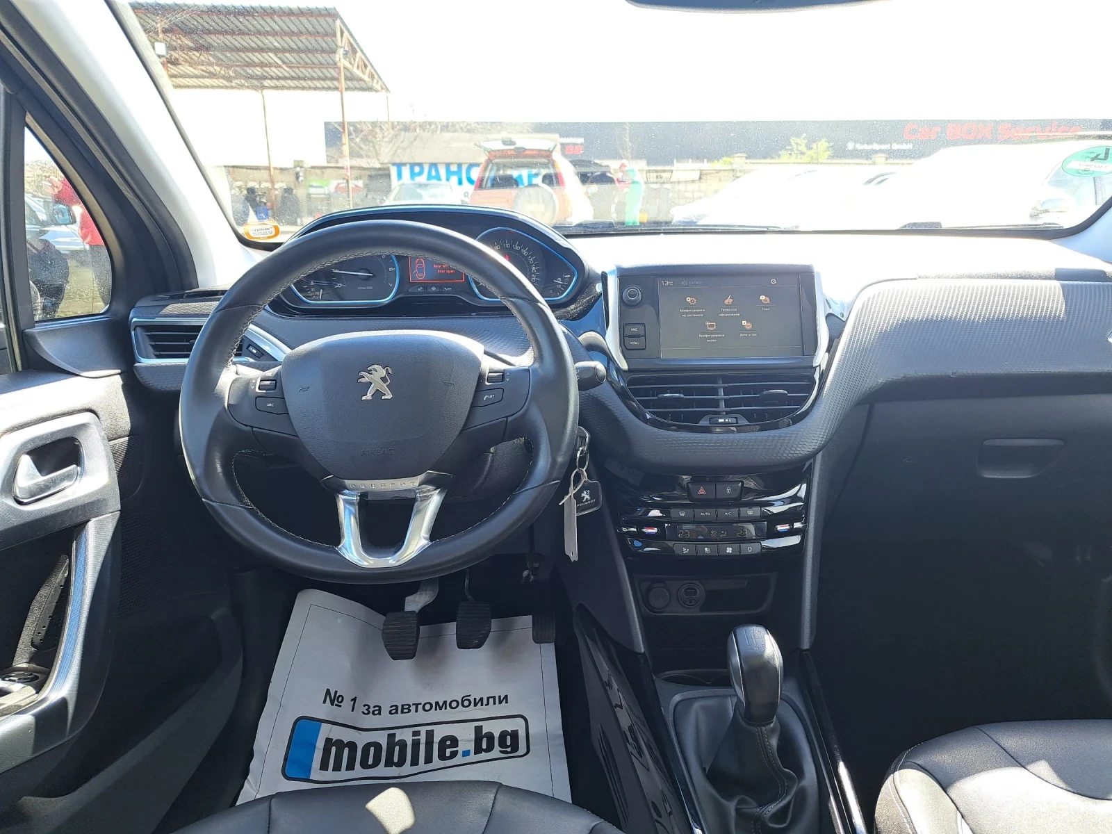 Peugeot 2008 Бензин 110 к. , снимка 8 - Автомобили и джипове - 54181759