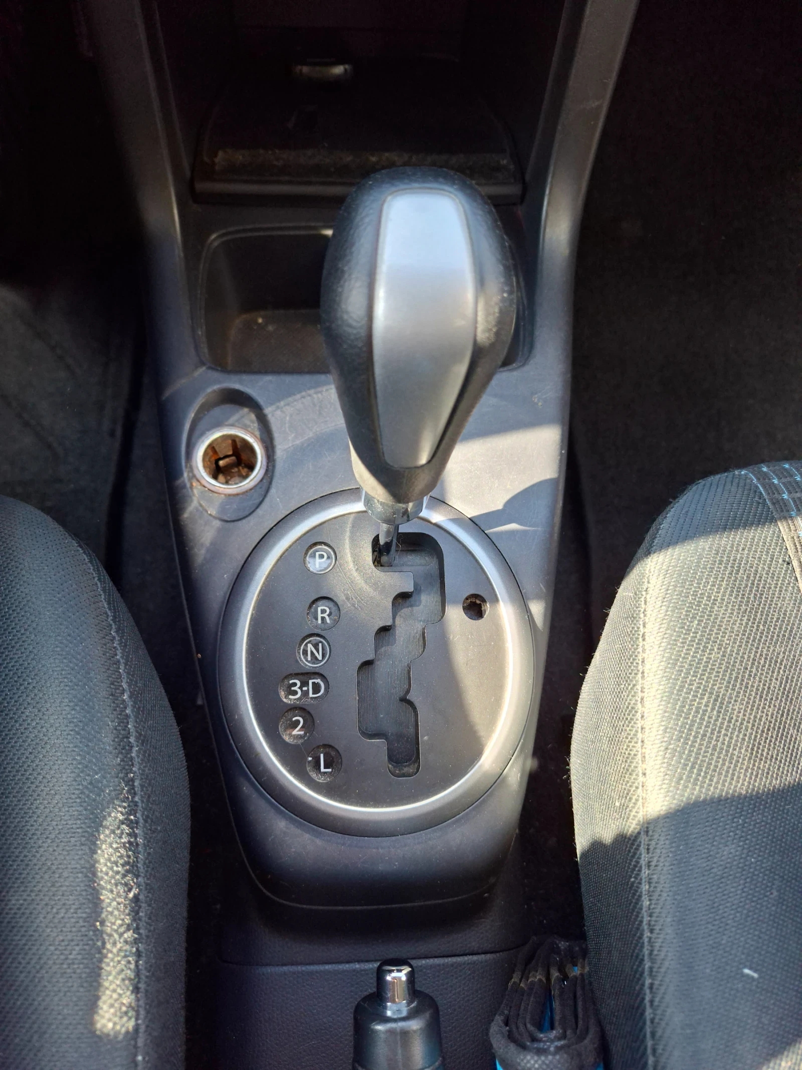 Suzuki Swift 1.5i, снимка 7 - Автомобили и джипове - 54281038