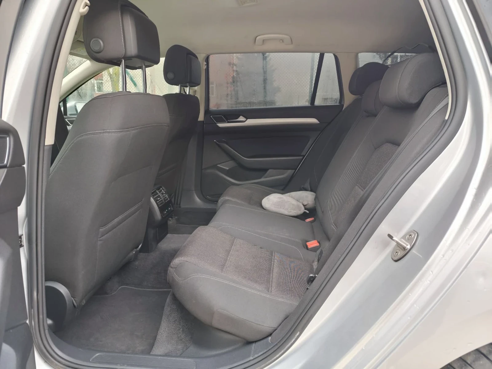 VW Passat 2.0TDI-150кс 6ск ТОП, снимка 14 - Автомобили и джипове - 54307889