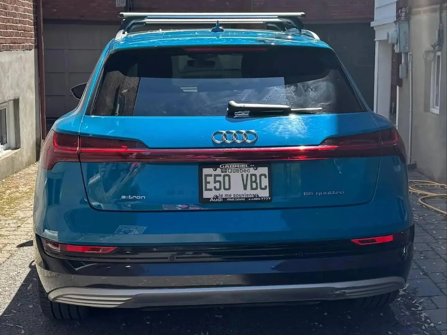Audi E-Tron Technik CARFAX АВТО КРЕДИТ ЦЕНА ДО БЪЛГАРИЯ , снимка 5 - Автомобили и джипове - 54739118