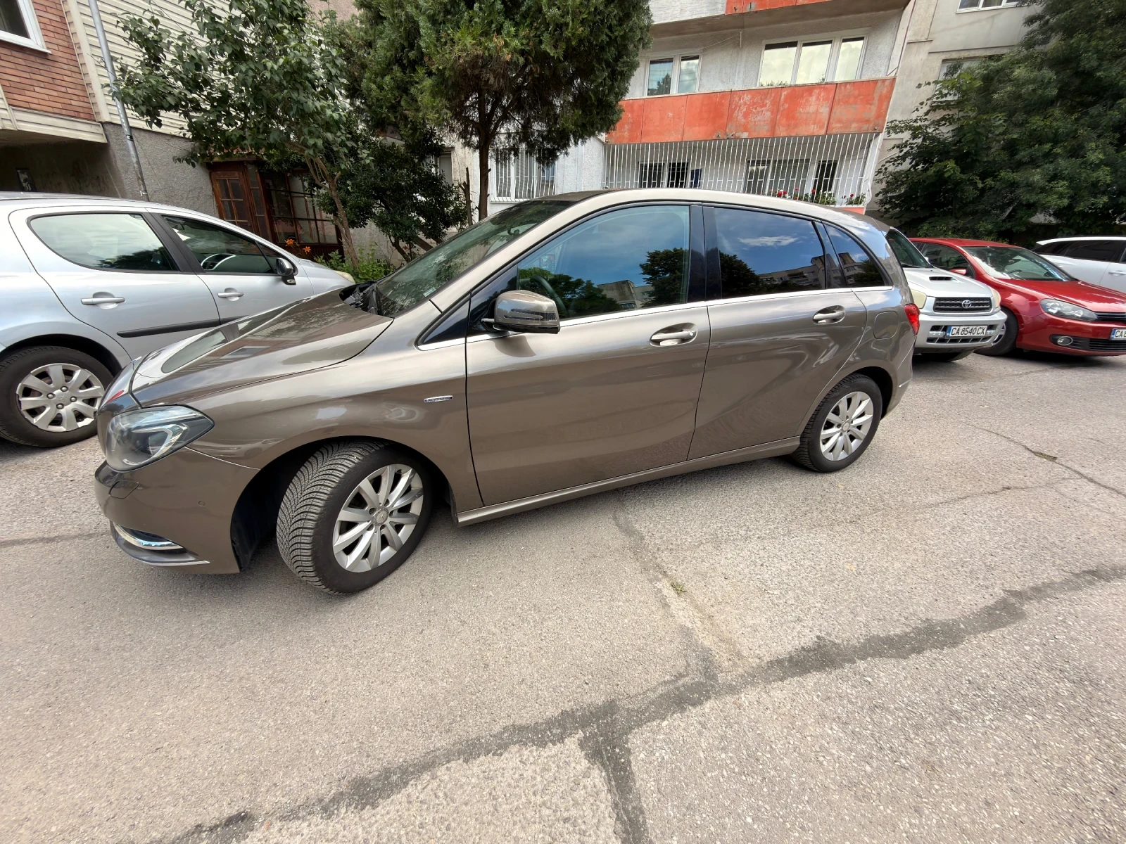 Mercedes-Benz B 180 1, 8 cdi, снимка 15 - Автомобили и джипове - 54773538
