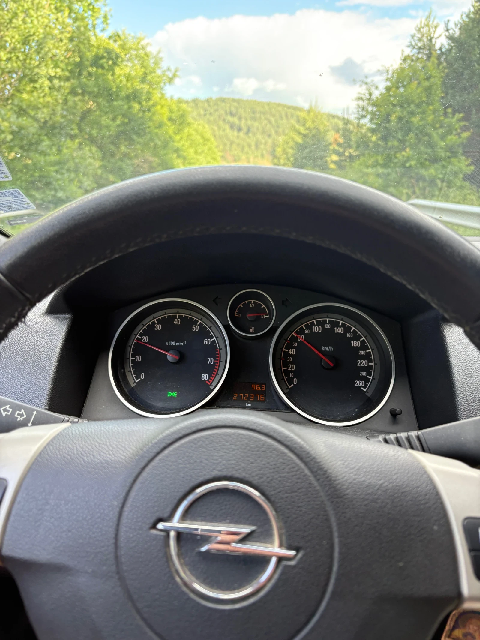 Opel Astra 1.4 бензин, 2007 година, снимка 12 - Автомобили и джипове - 54961956