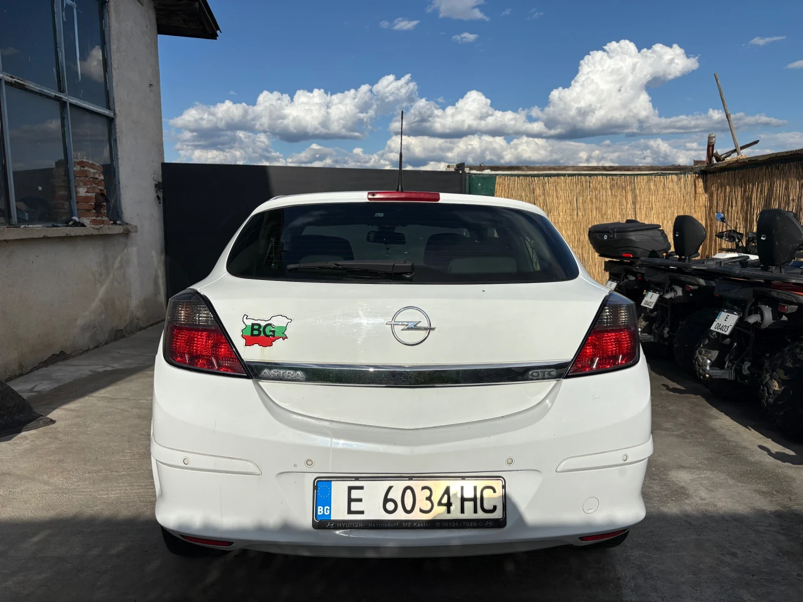 Opel Astra 1.4 бензин, 2007 година, снимка 6 - Автомобили и джипове - 54961956