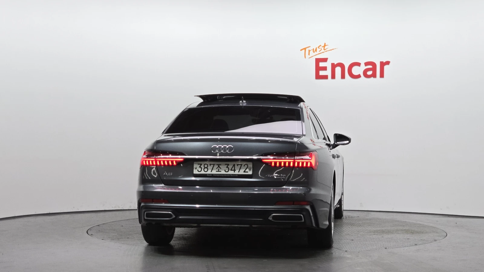 Audi A6 45 TFSI quattro* BLIND SPOT* 360* ЛЮК* КРАЙНА ЦЕНА, снимка 4 - Автомобили и джипове - 55435620