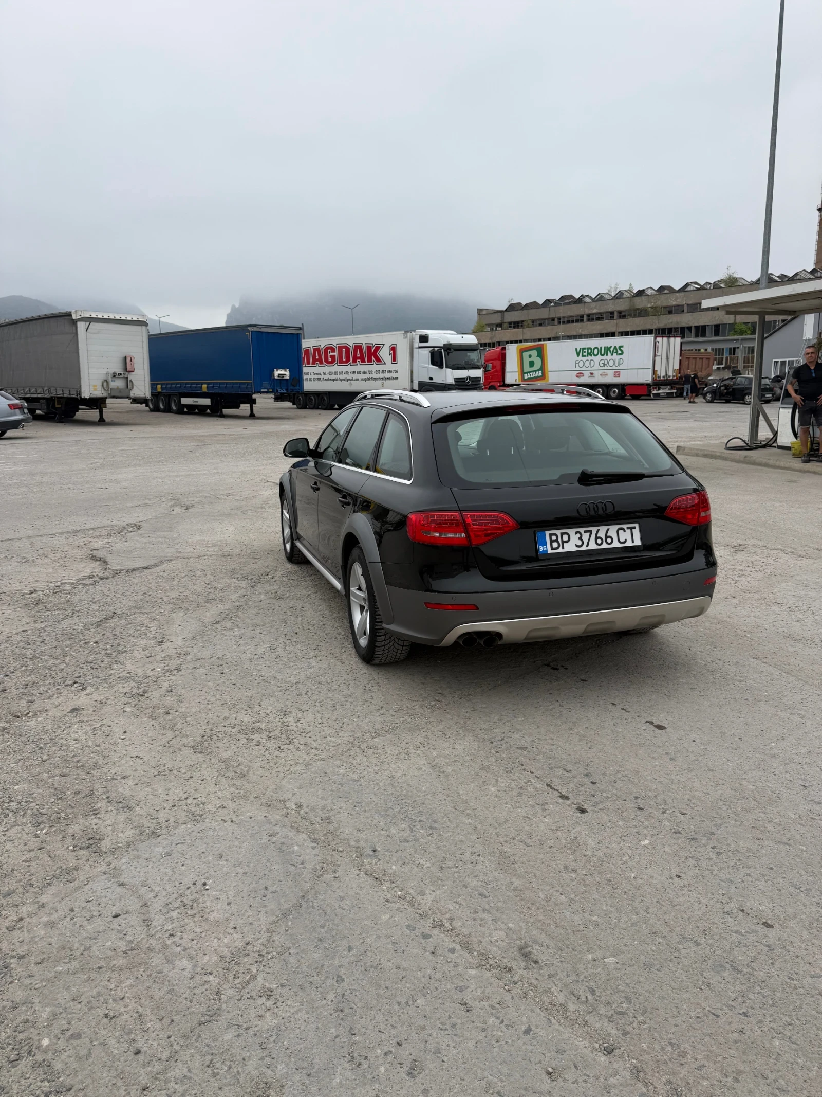 Audi A4 Allroad 2.0TDI 16V QUATTRO, снимка 5 - Автомобили и джипове - 55841316