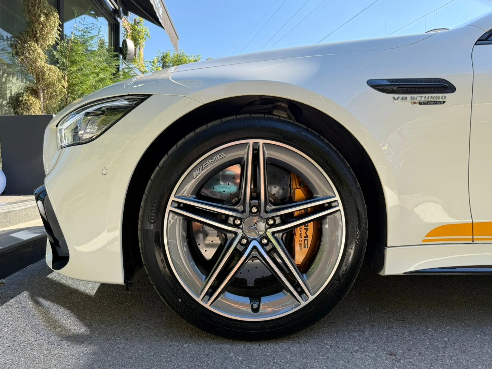 Mercedes-Benz AMG GT  63S E-Performance / Carbon Ceramic/BURM/360, снимка 17 - Автомобили и джипове - 55961649