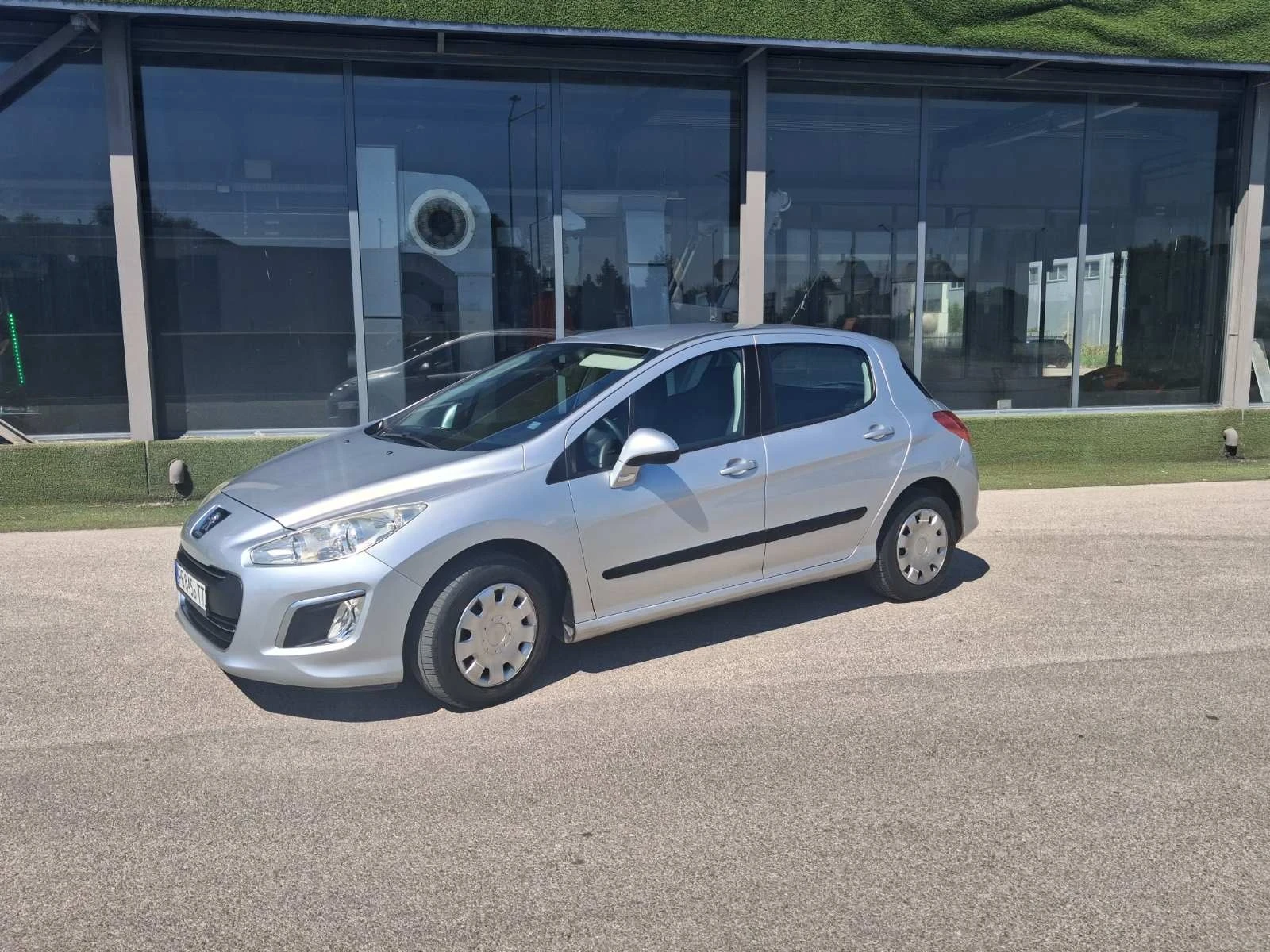 Peugeot 308, снимка 2 - Автомобили и джипове - 56138089