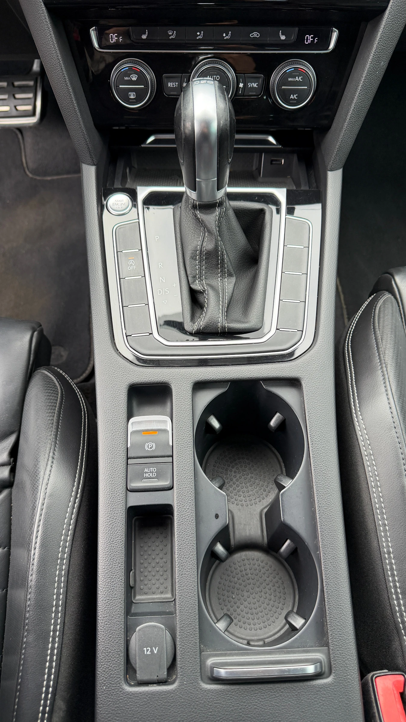 VW Passat 8, снимка 15 - Автомобили и джипове - 56248172