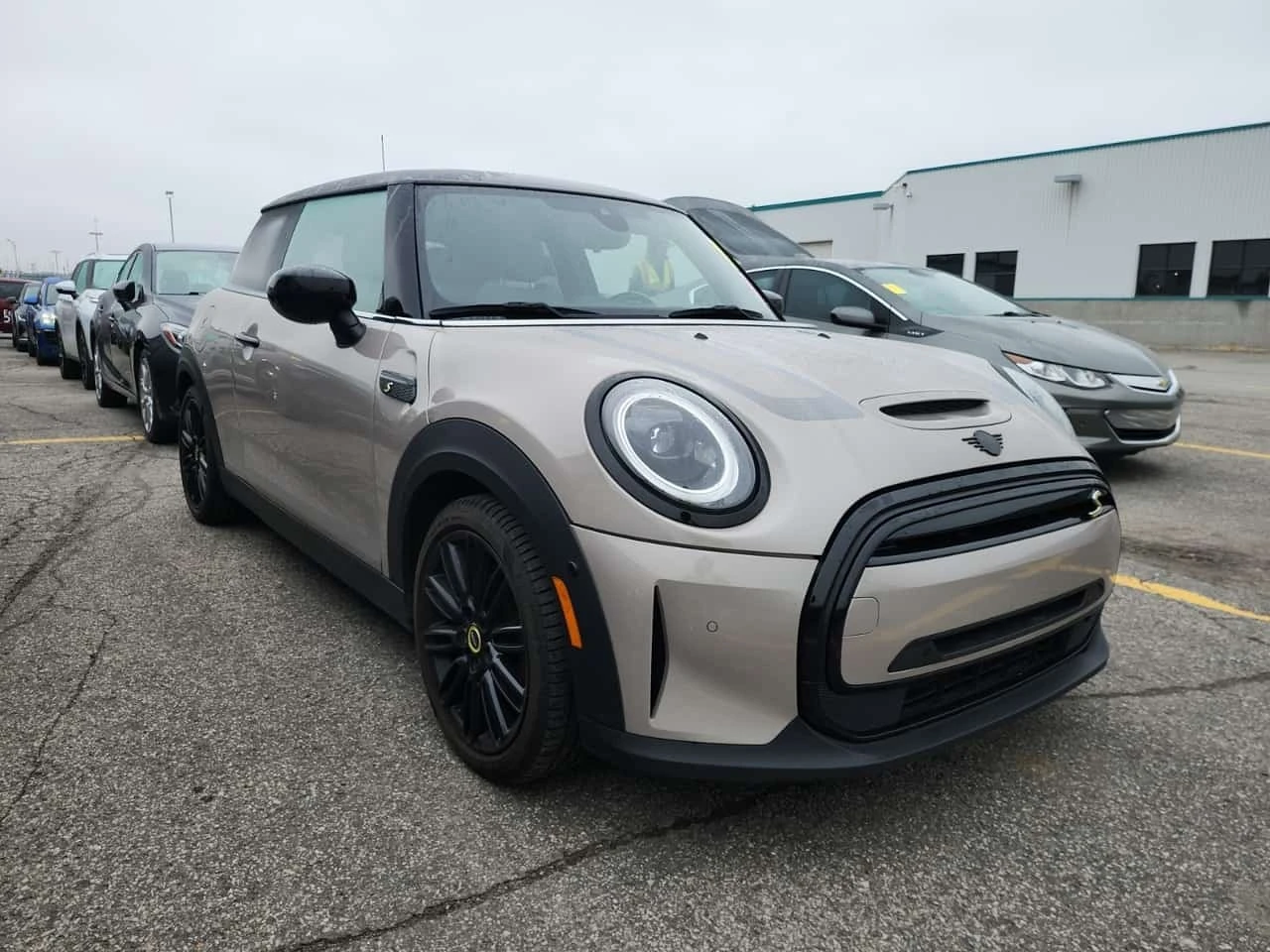 Mini John Cooper Works SE  CARFAX | Mobile.bg � ����������� 2
