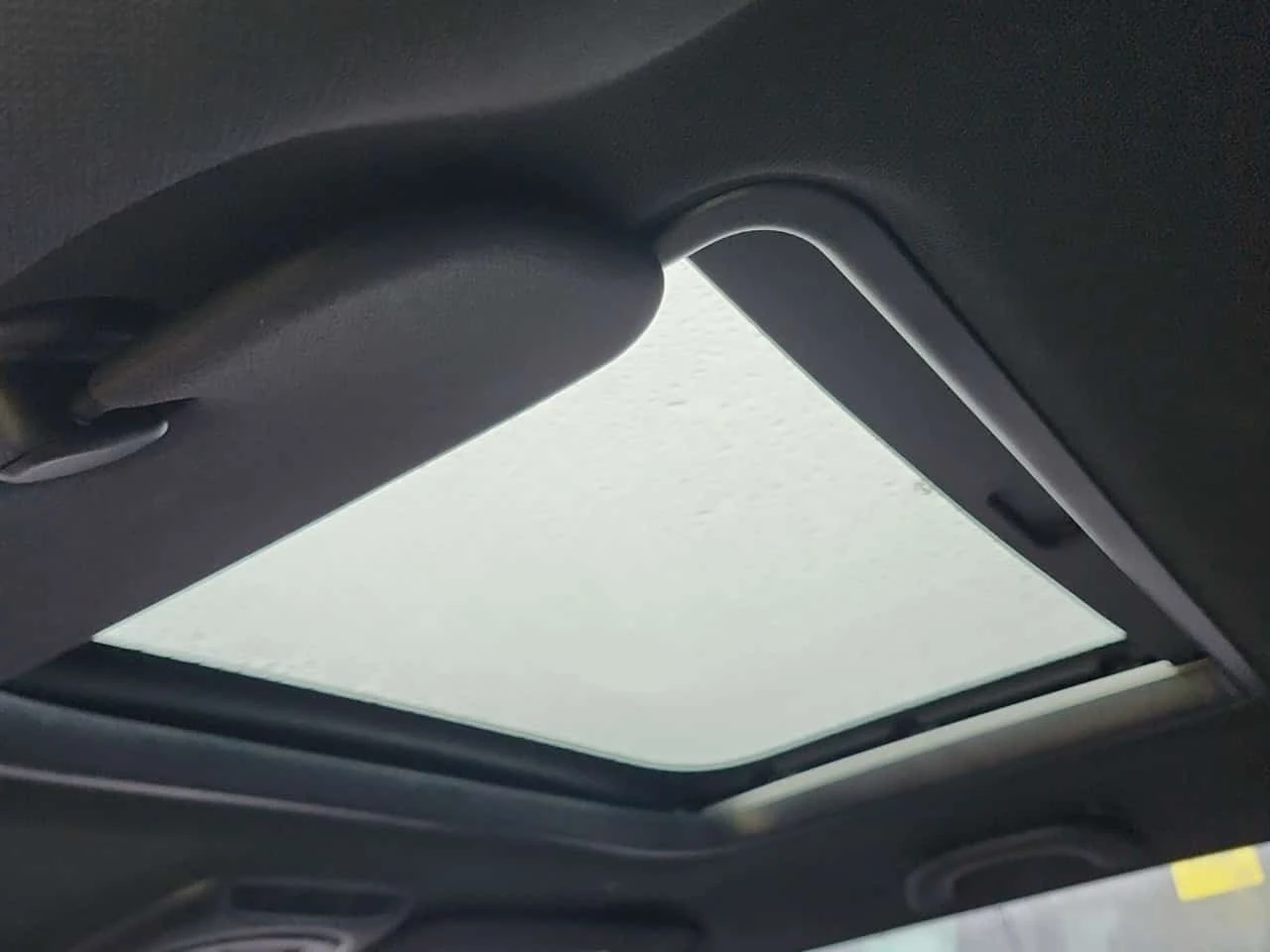 Mini John Cooper Works SE  CARFAX | Mobile.bg � ����������� 13