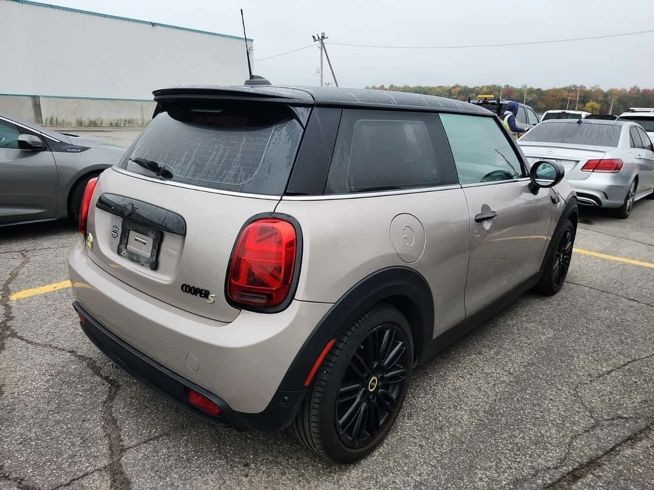 Mini John Cooper Works SE  CARFAX | Mobile.bg � ����������� 3