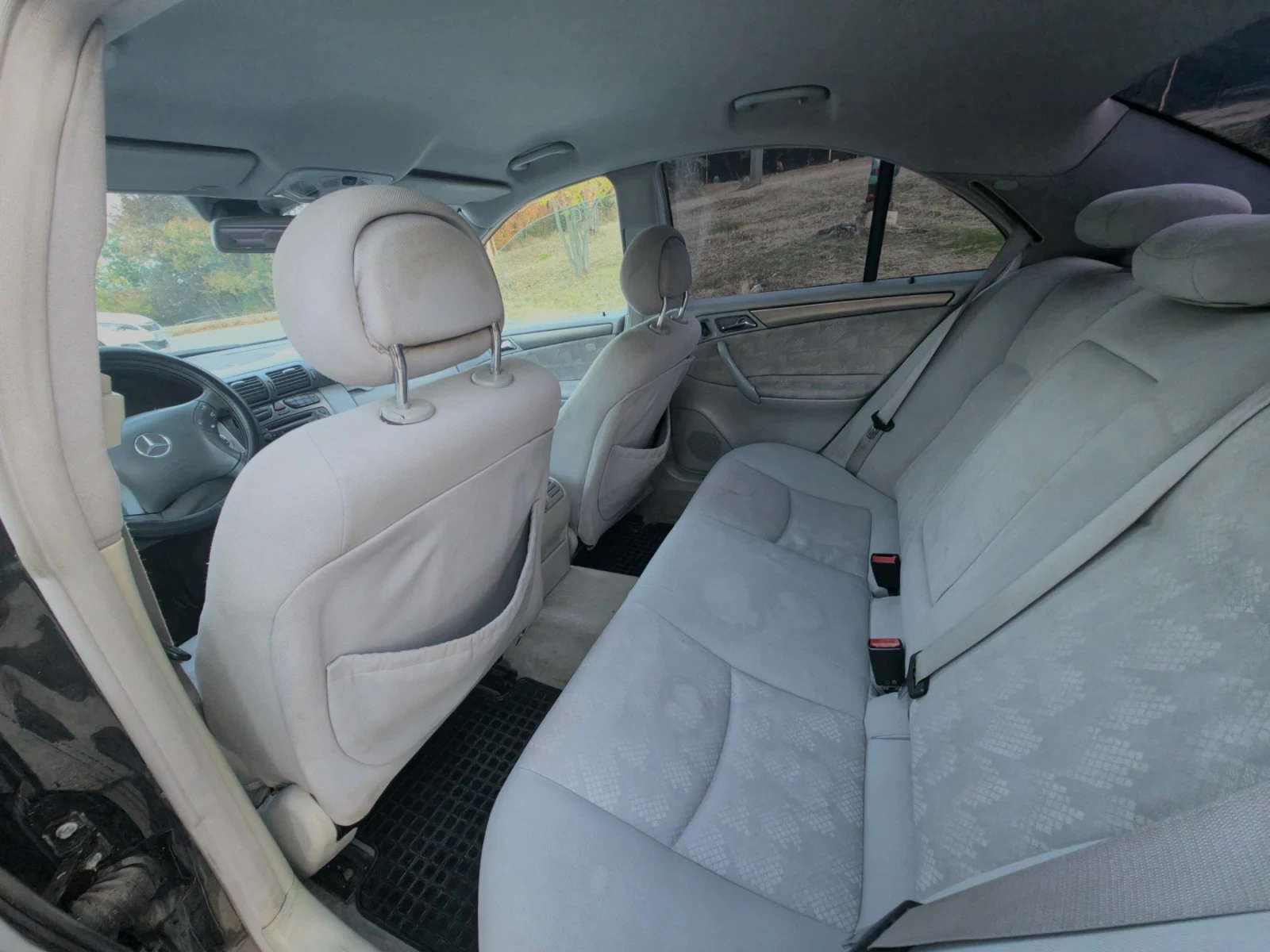 Mercedes-Benz C 220  2, 2CDI   Обслужен!, снимка 9 - Автомобили и джипове - 56601505