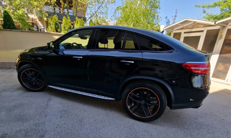 Mercedes-Benz GLE 43 AMG, снимка 5 - Автомобили и джипове - 47333930