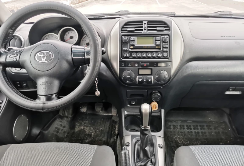 Toyota Rav4 2.0VVTI LPG Ляв волан, снимка 10 - Автомобили и джипове - 47498899