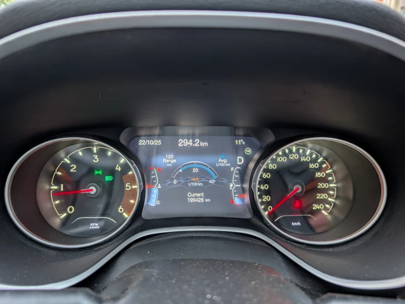 Jeep Compass Limited, снимка 9 - Автомобили и джипове - 52138823