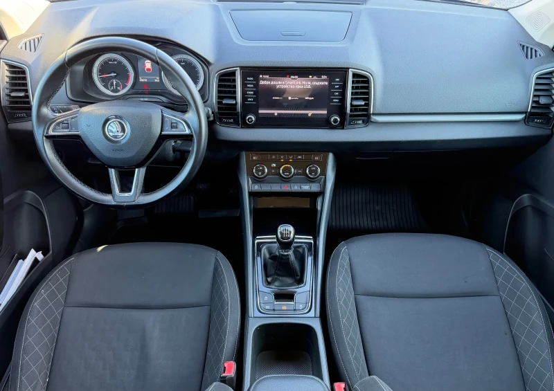 Skoda Karoq 1.6 tdi 115k.c, full led, car play, 6 ck, euro6, снимка 8 - Автомобили и джипове - 53269675