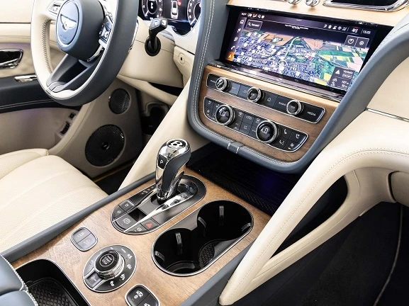 Bentley Bentayga EWB = Azure = Гаранция - изображение 10