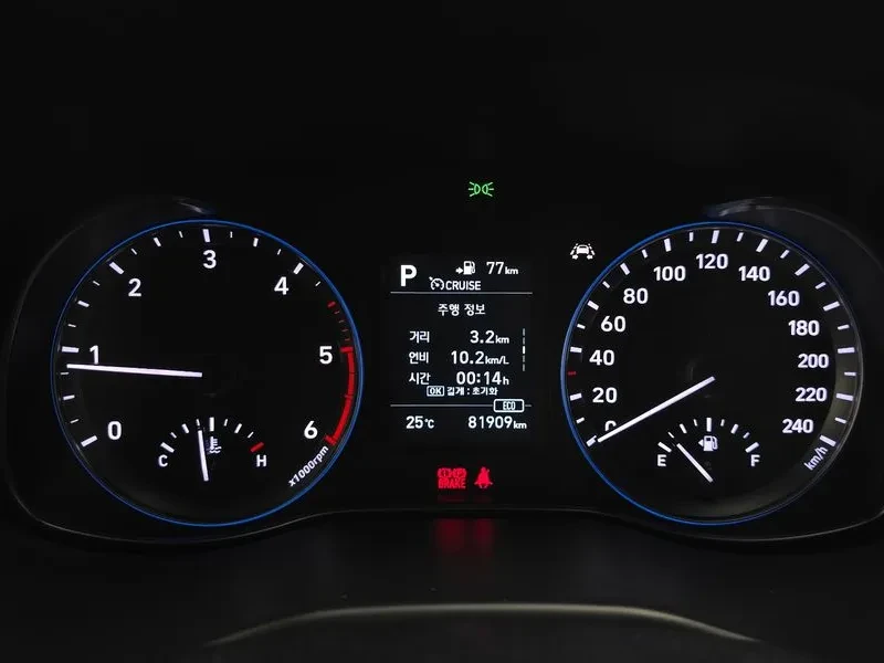 Hyundai Kona 1.6D - САМО 30% АВАНС, снимка 8 - Автомобили и джипове - 56028495