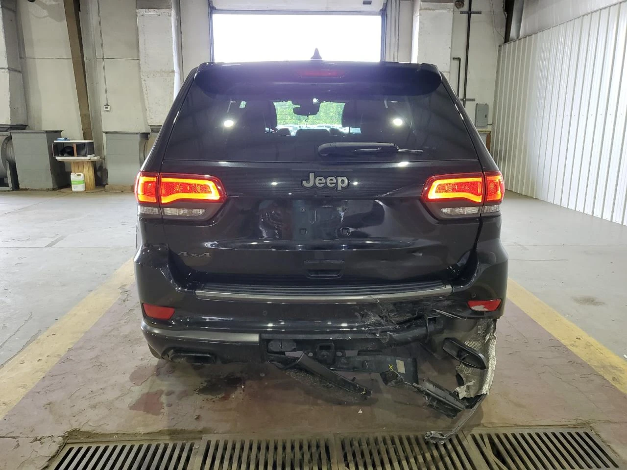 Jeep Grand cherokee OVERLAND Обдух* Harman/Kardon* 8ZF* Дистроник*  - изображение 3