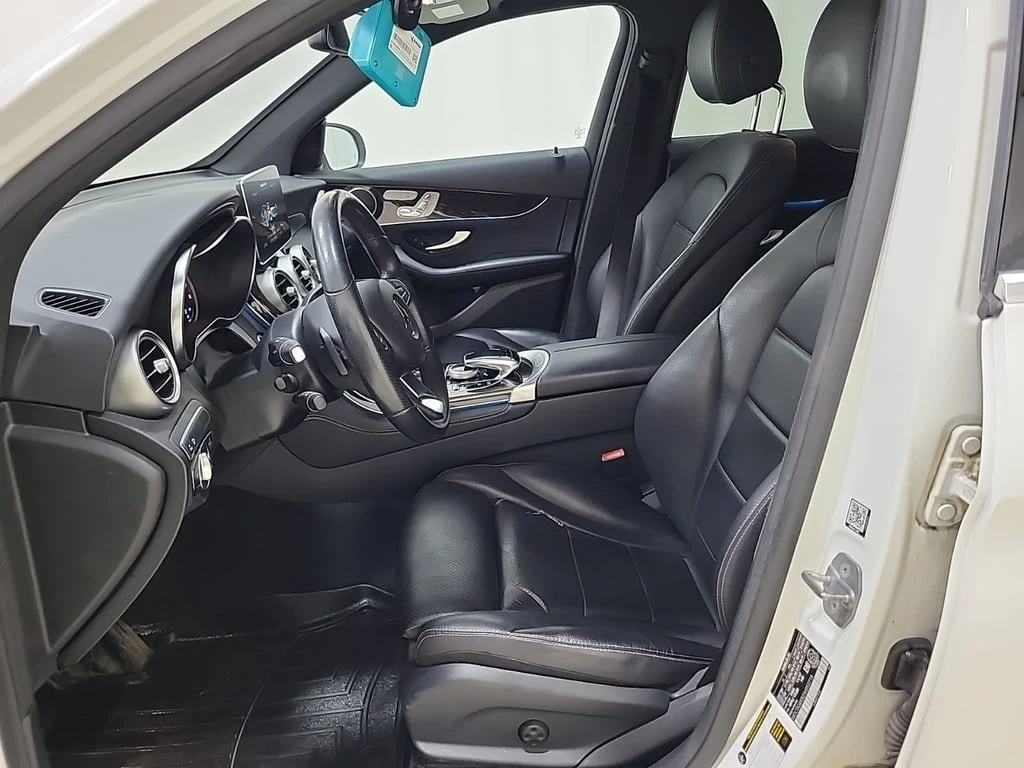 Mercedes-Benz GLC 300 * CARFAX * БЕЗ ПЪРВОНАЧАЛНА ВНОСКА - изображение 5