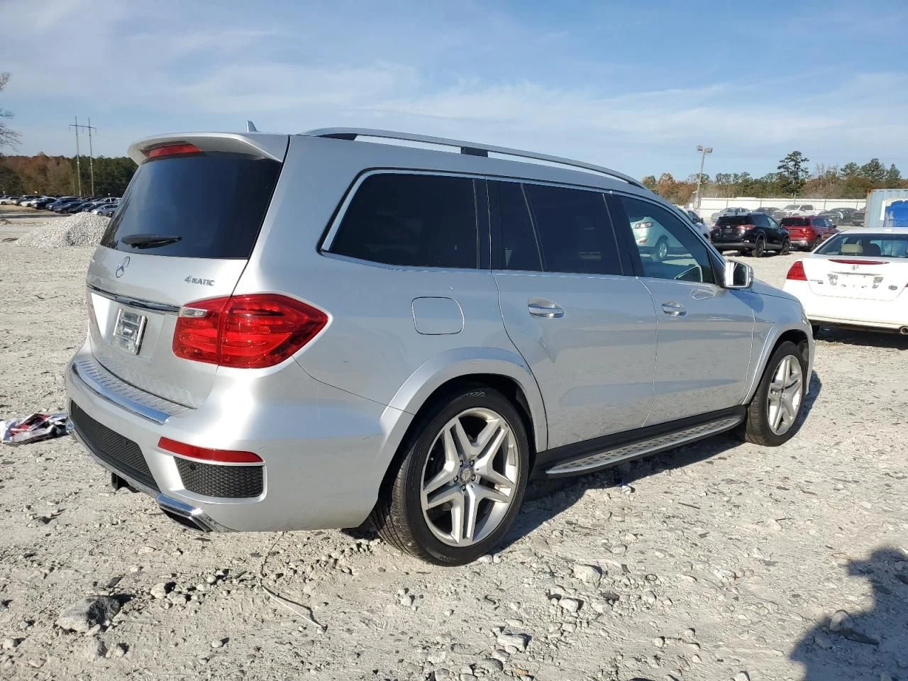 Mercedes-Benz GL 550  - изображение 3