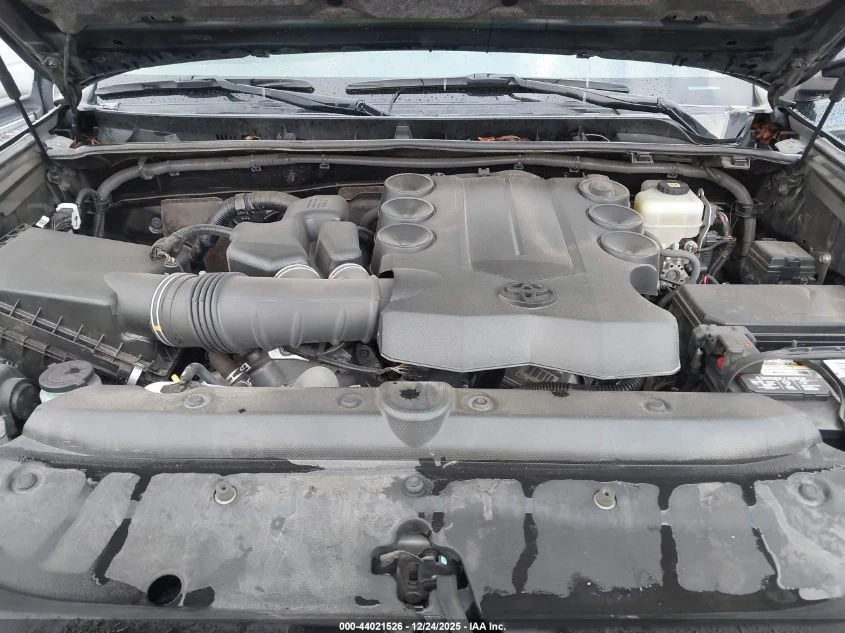 Toyota 4runner 4l Venture Special Edition - изображение 10