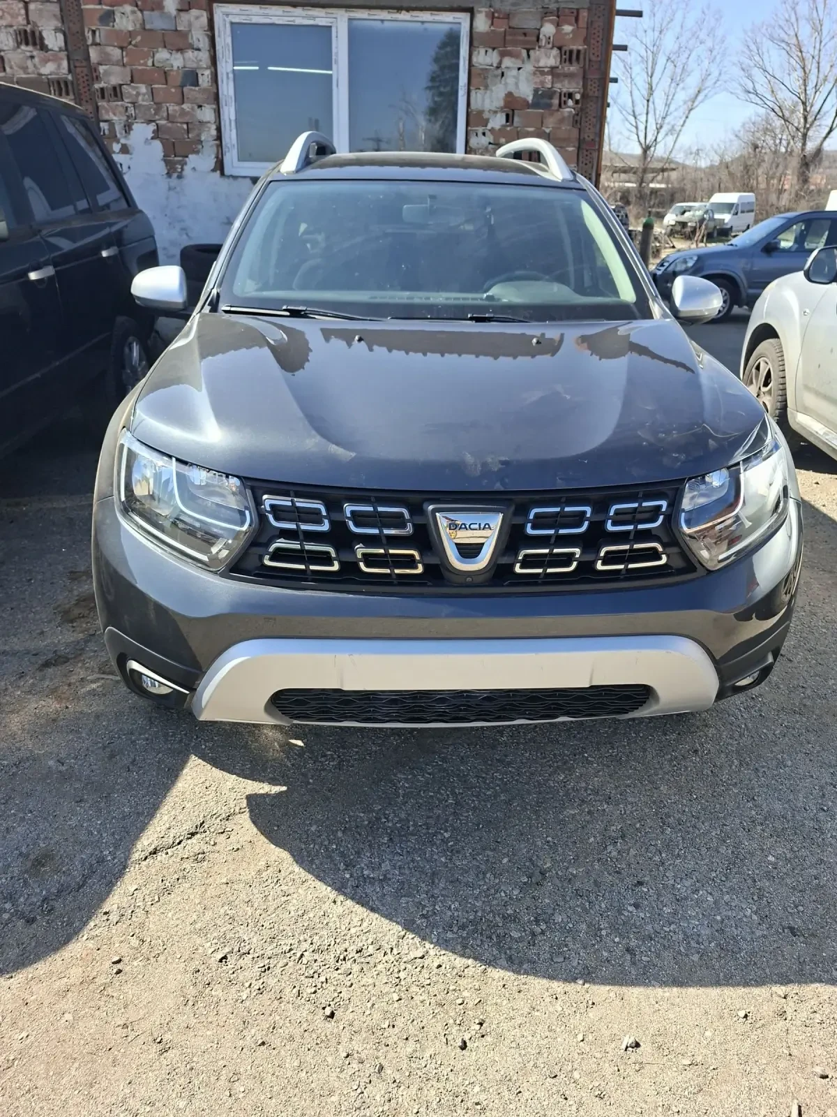 Dacia Duster 1.5 4x4, снимка 2 - Автомобили и джипове - 53846847