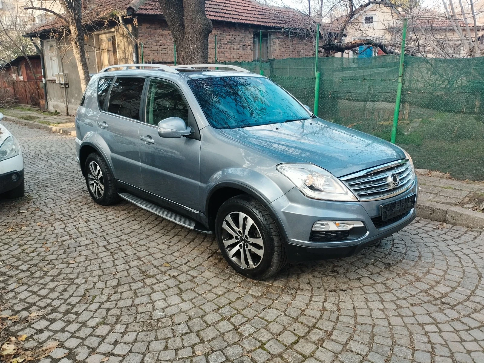 SsangYong Rexton 2.0, снимка 5 - Автомобили и джипове - 54127249