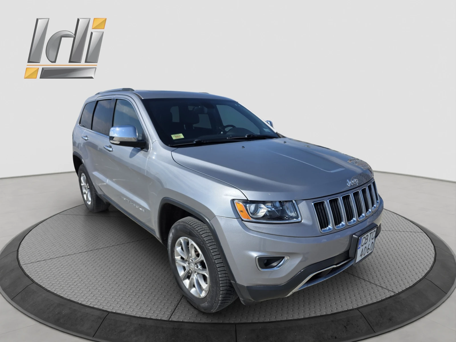 Jeep Grand cherokee 3.6 V6, снимка 8 - Автомобили и джипове - 54263562