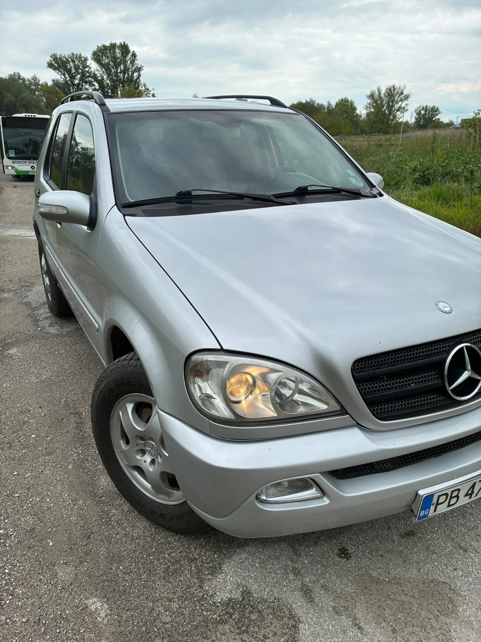 Mercedes-Benz ML 270 2.7 , снимка 4 - Автомобили и джипове - 54376872