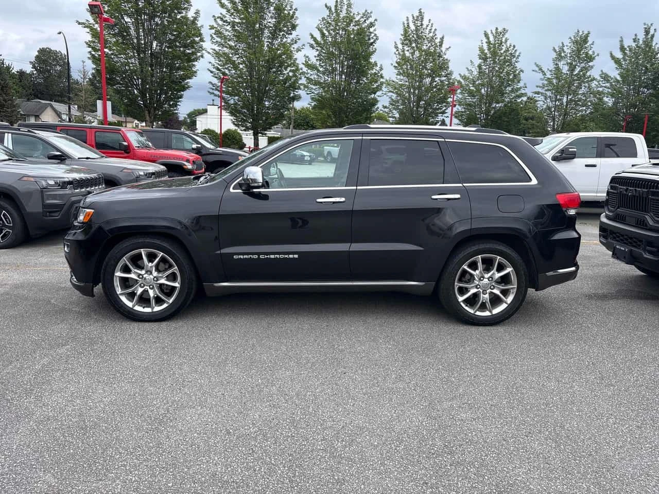 Jeep Grand cherokee  3.0D Summit | DISTRONIC | KOJA | , снимка 2 - Автомобили и джипове - 54971399