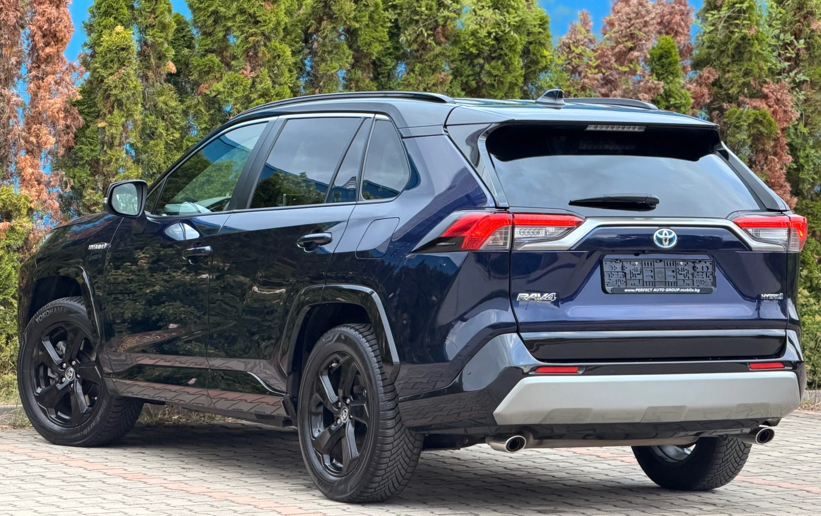 Toyota Rav4 2.5-HAYBRID-STAYLE-КОЖА-ПОДГРЕВ-НАВИ-КАМЕРА188Х.КМ, снимка 3 - Автомобили и джипове - 55155557