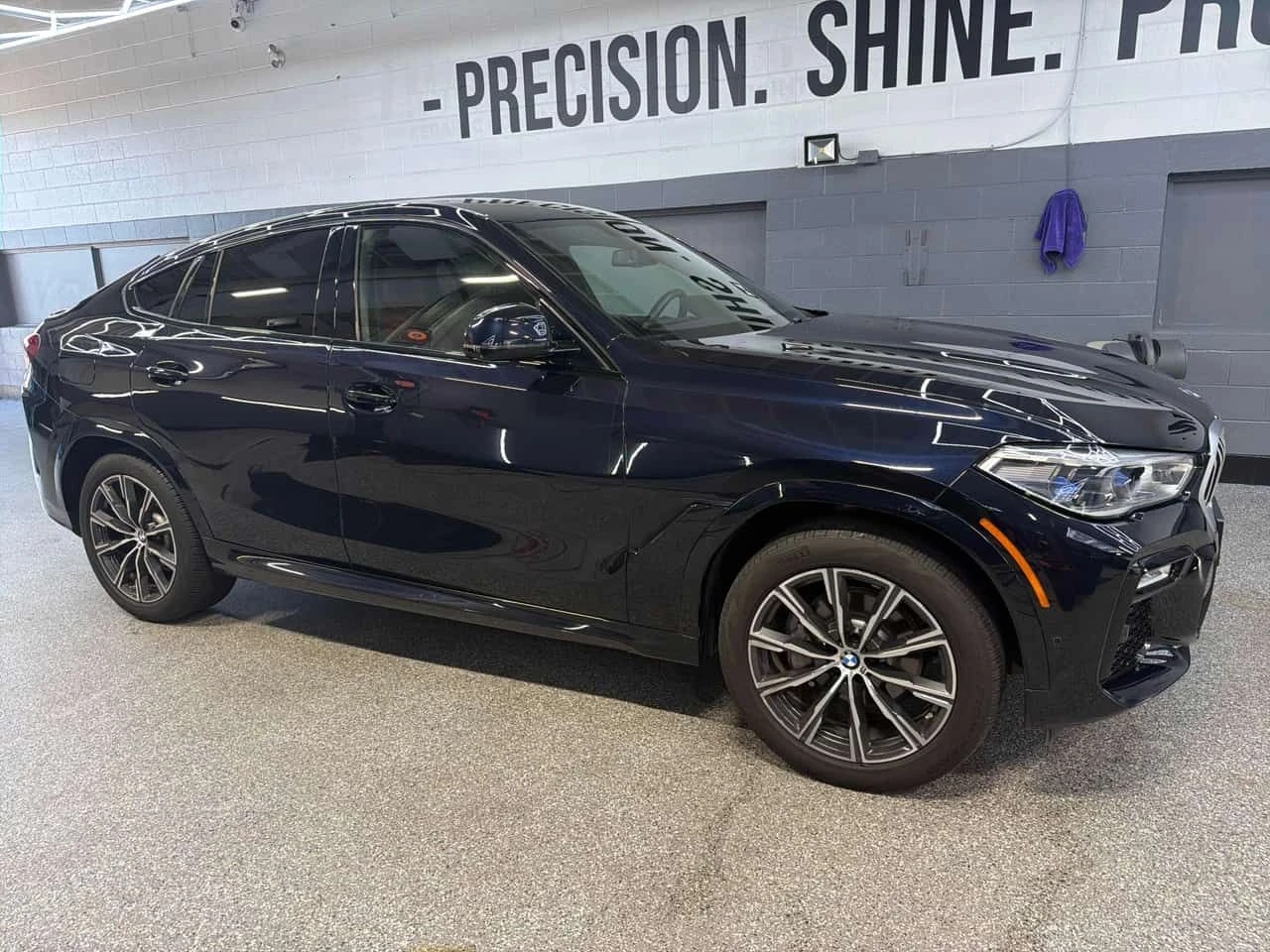 BMW X6 xDrive40i | CARFAX | АВТОКРЕДИТ БЕЗ ПЪРВОНАЧАЛНА , снимка 4 - Автомобили и джипове - 55344002