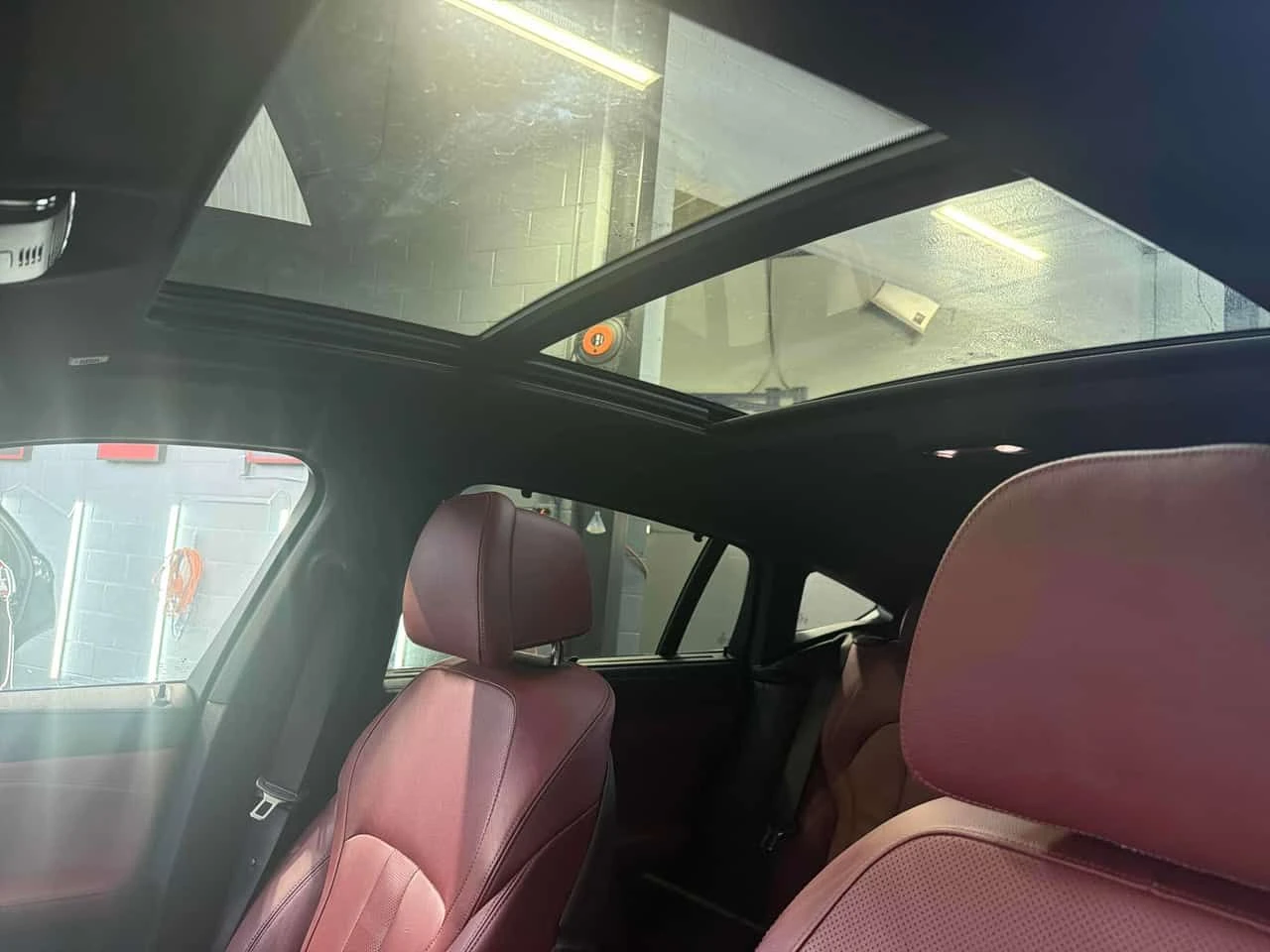 BMW X6 xDrive40i | CARFAX | АВТОКРЕДИТ БЕЗ ПЪРВОНАЧАЛНА , снимка 13 - Автомобили и джипове - 55344002