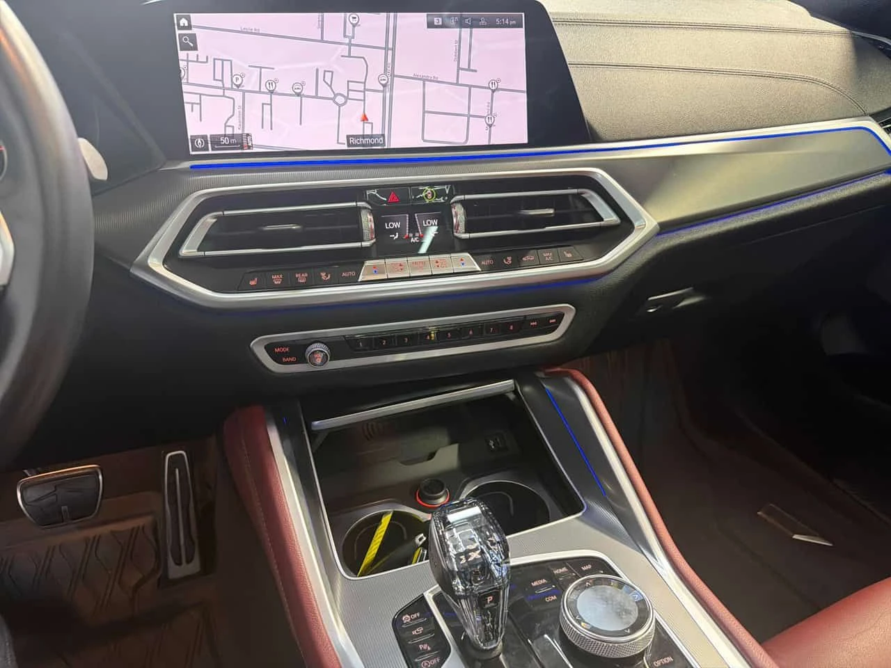 BMW X6 xDrive40i | CARFAX | АВТОКРЕДИТ БЕЗ ПЪРВОНАЧАЛНА , снимка 9 - Автомобили и джипове - 55344002