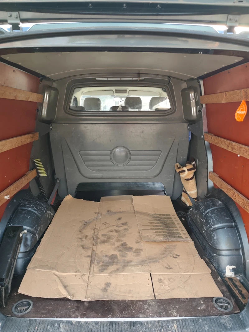 VW T5 1.9 105hp, снимка 11 - Бусове и автобуси - 52503367