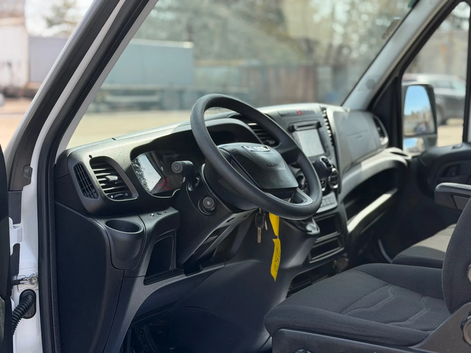 Iveco Daily Tempomat Navi, снимка 11 - Бусове и автобуси - 53990714