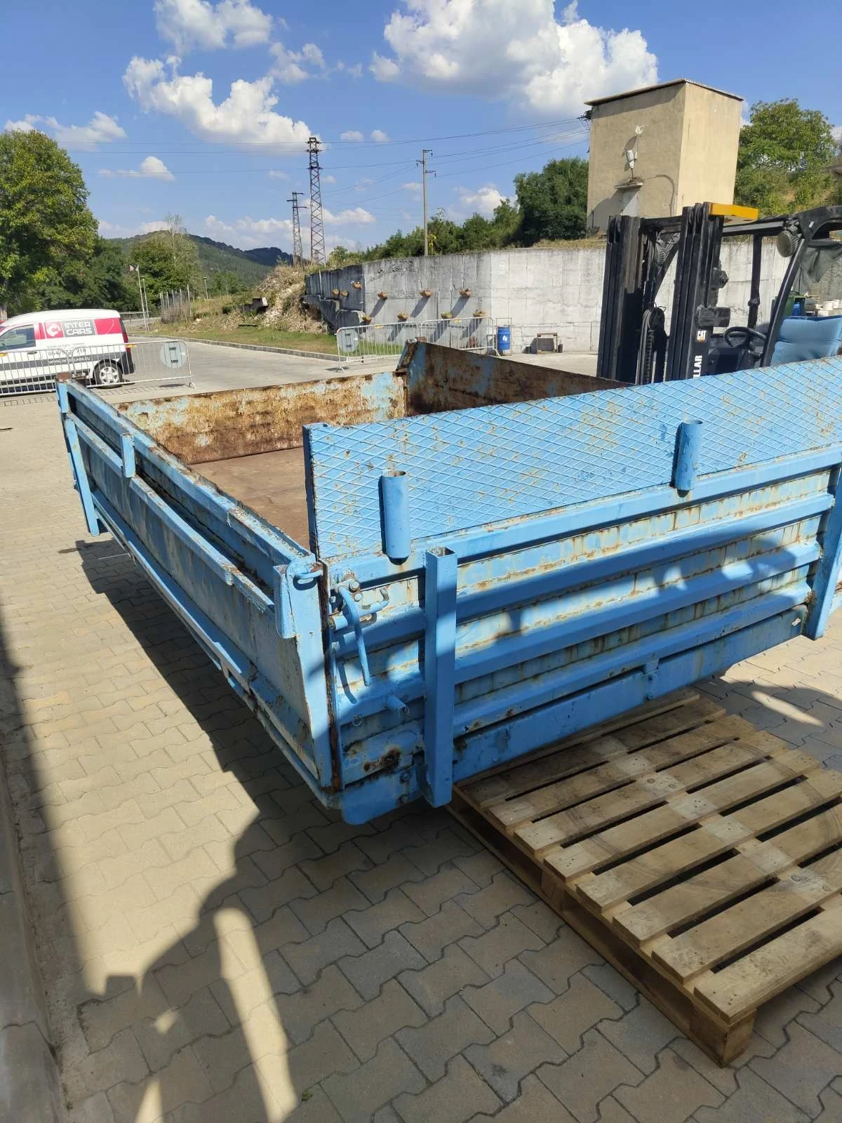 Ifa L Самосвални кошове комплект, снимка 3 - Камиони - 48892140